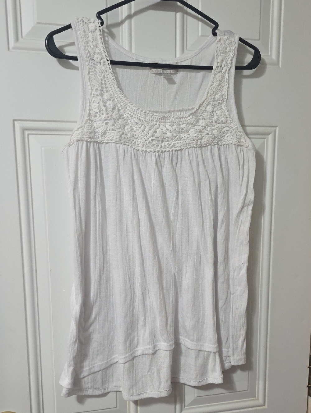 Carolyn Taylor White Crochet Yoke Sleeveless Tank Top -  Women